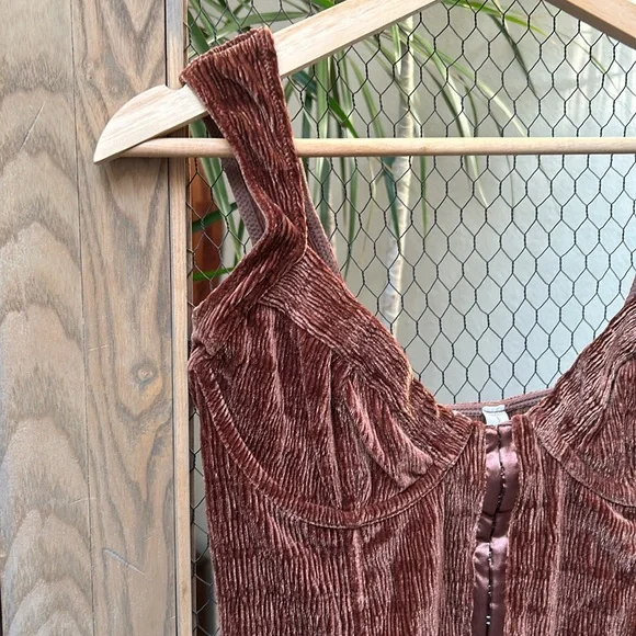 Urban Outfitters Out From Under Luna Velvet Bodysuit - Picture 4 of 11